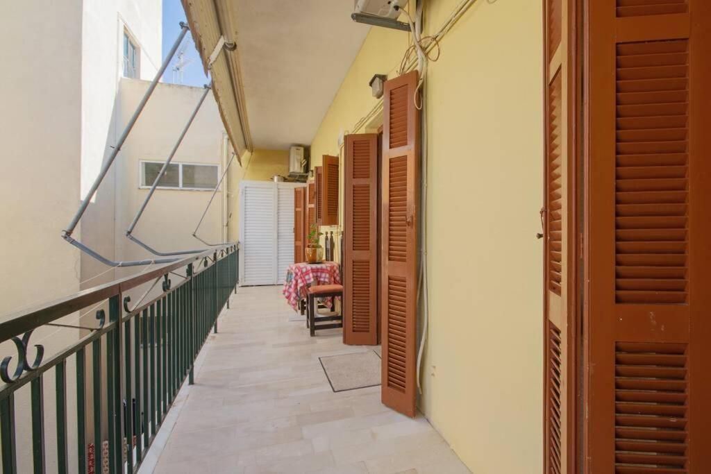 Anthia Sunny Apartment In Kanoni Kültér fotó
